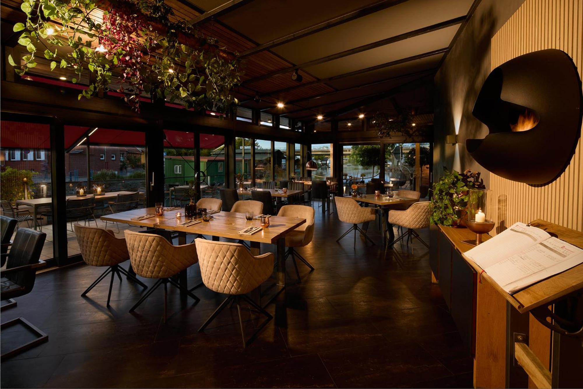 Hotel & Restaurant Fackelgarten プラウ・アム・ゼー エクステリア 写真